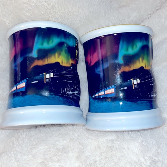 Polar express train coffee mugs set of two - Picture 1 of 7